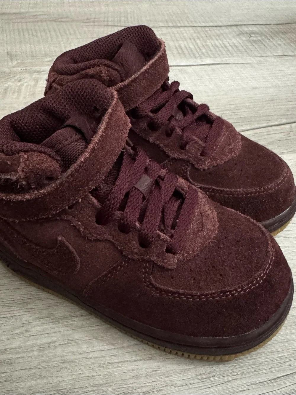 Nike Air Force 1 Mid LV8 Burgundy Crush 859338-600 Toddler Shoes size 8C RARE